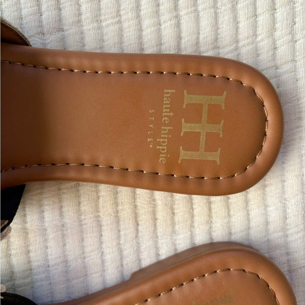 Haute Hippie Women’s Slide Boho Sandals Size 6 Black and Ivory Aztec Print - Picture 5 of 11